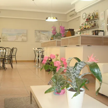 Отель Amalfi 2*