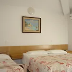 Amalfi Hotel