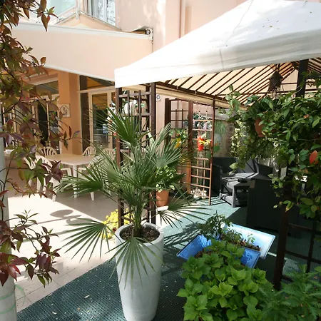 Amalfi Hotel 2*