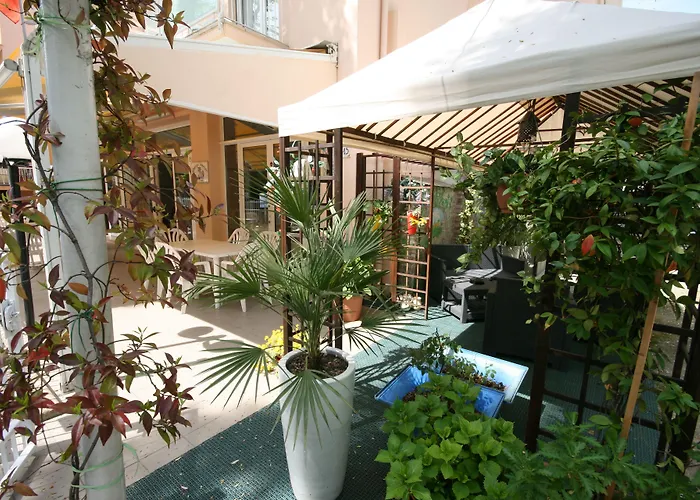 Amalfi Otel 2*